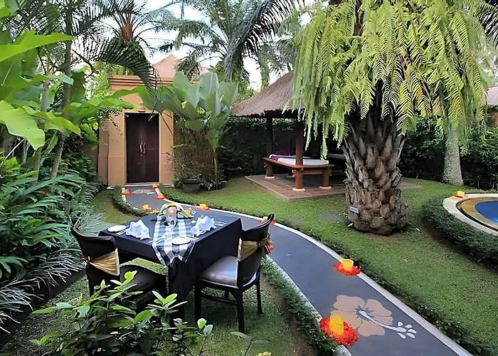 ホテル Furamaxclusive And Ubud